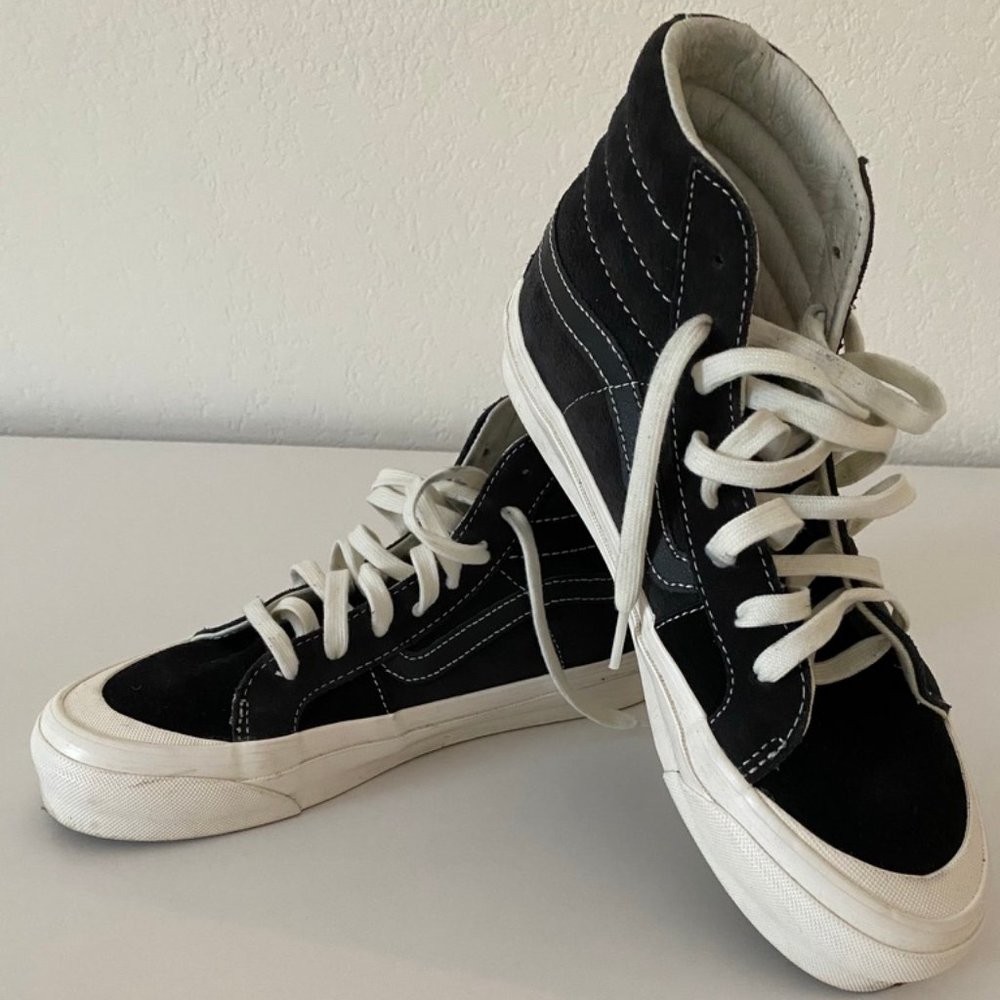 VANS VAULT high tops